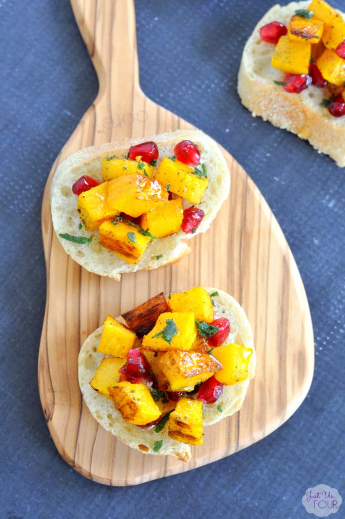 pomegranate-pumpkin-crostini-11