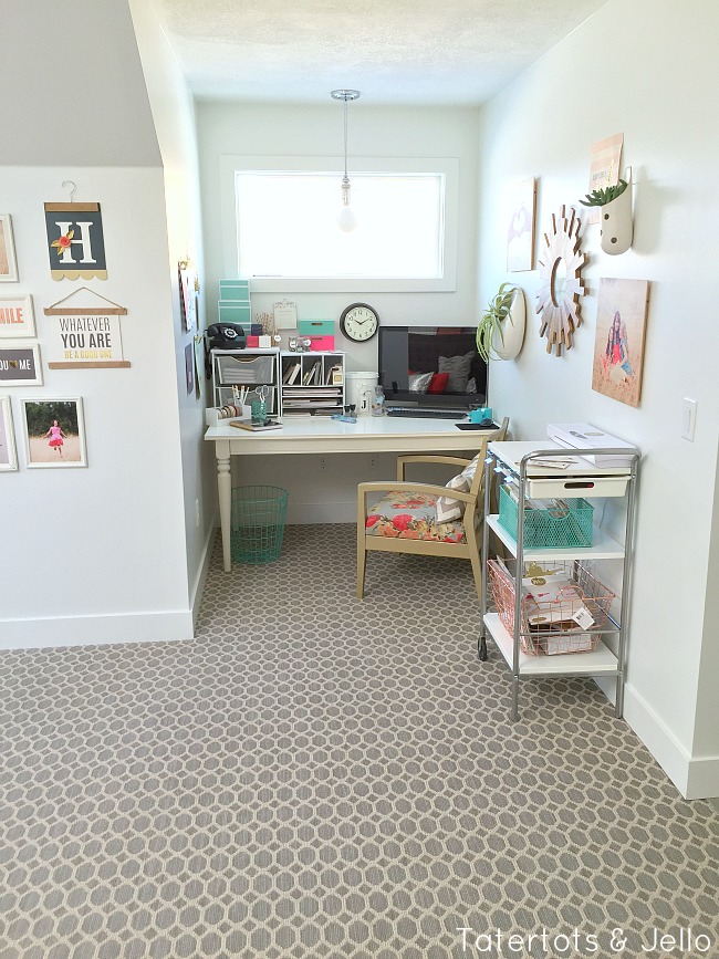 bedroom work nook 