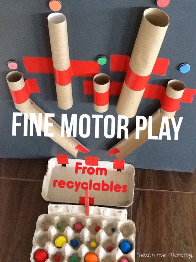 Find motor play activity for toddler quiet time.
