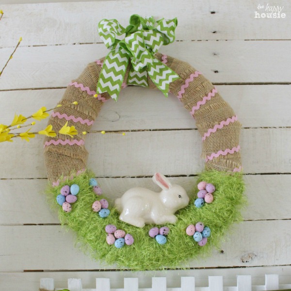 Easter-Bunny-in-the-Grass-Wreath-square-at-The-Happy-Housie1