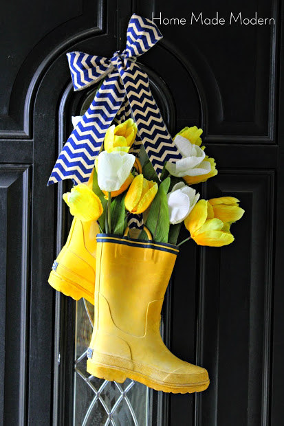 rain_boots_on_door2B2