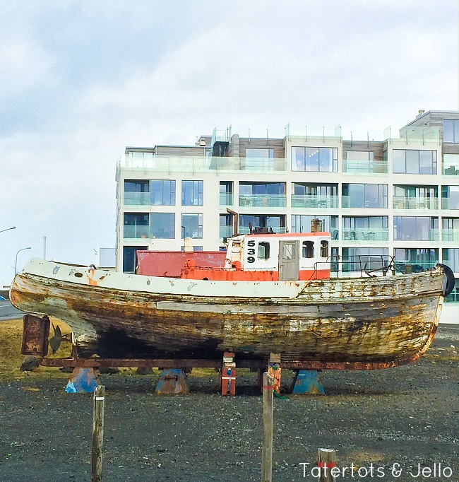 iceland boat scene