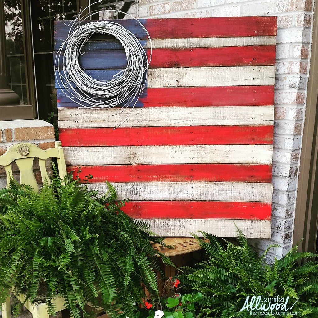 Red White and Blue Patriotic DIY Ideas! #recipes #homedecor #fourthofjuly #4thofjuly #redwhiteandblue