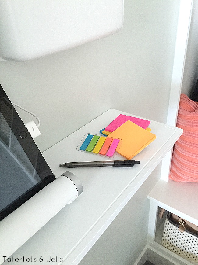 post it note back to school organizing 