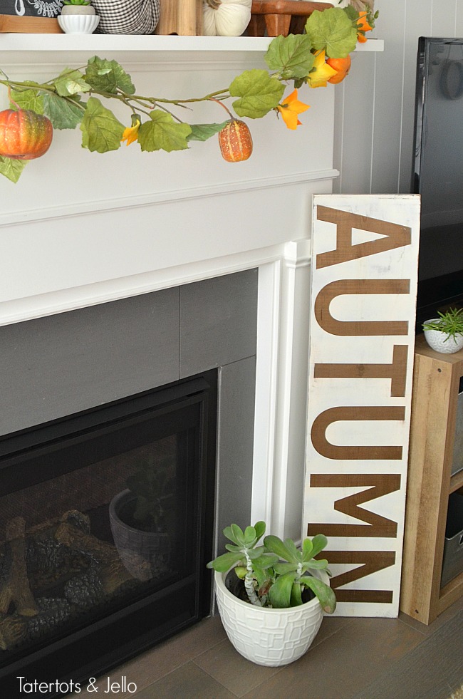 Simple Autumn Fall Mantel Decorating Ideas