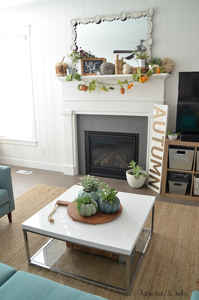 simple fall mantel ideas