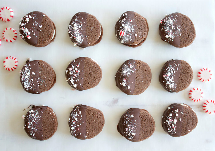 Hot Chocolate Peppermint Cookie Sandwiches Recipe 