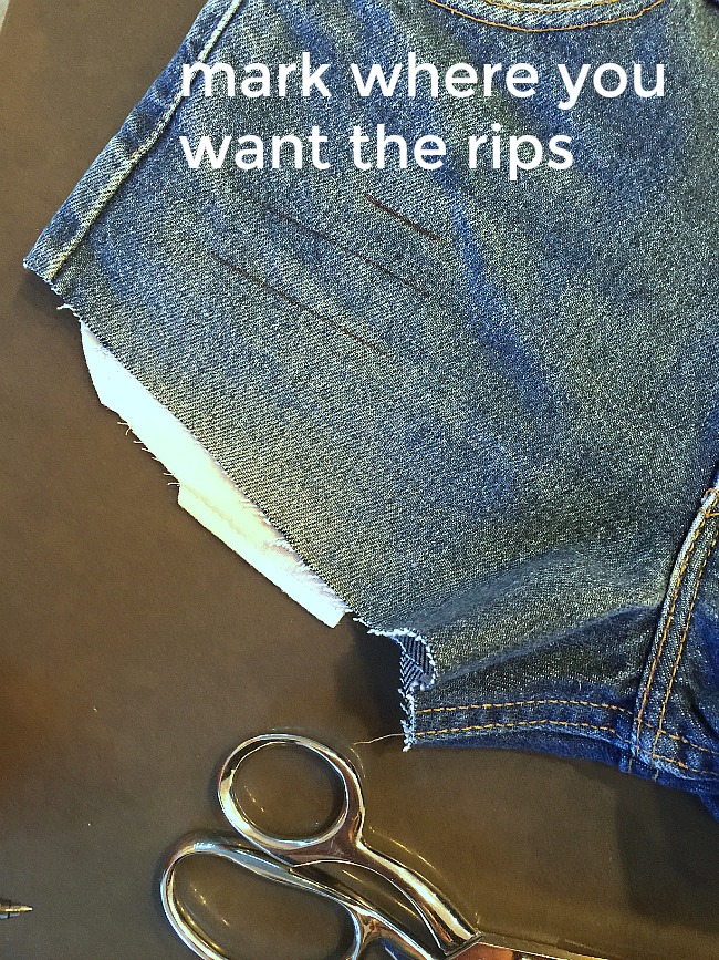 Summer Shorts Refashion. Grab a pair of thrifted jeans and make some stylish shorts for the summer!!