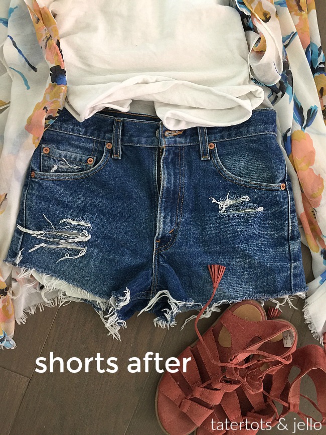 Summer Shorts Refashion. Grab a pair of thrifted jeans and make some stylish shorts for the summer!!