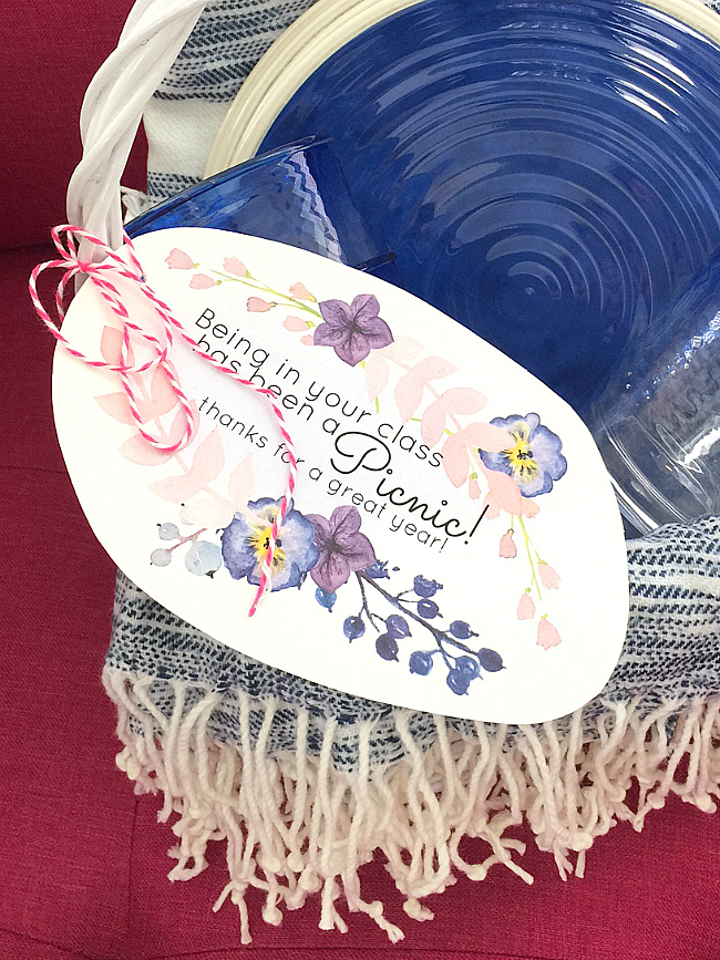 teacher appreciation picnic gift idea and printable tag