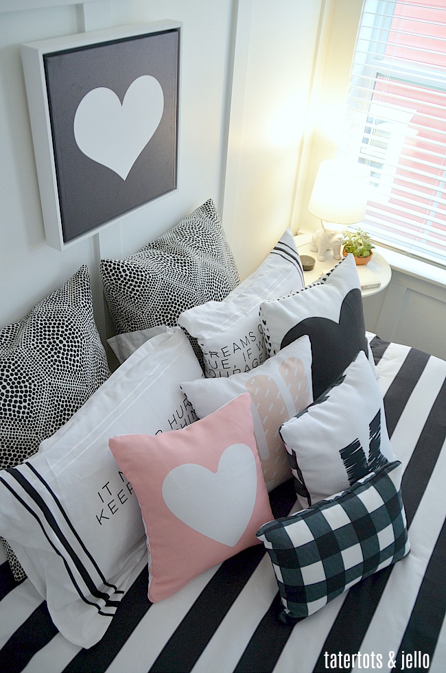 Black and White Kids Bedroom. Create a striking kids bedroom with black and white items using Shutterfly's home decor. Also free printable images make it easy to do!