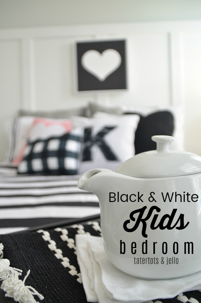 Kids black outlet and white bedding