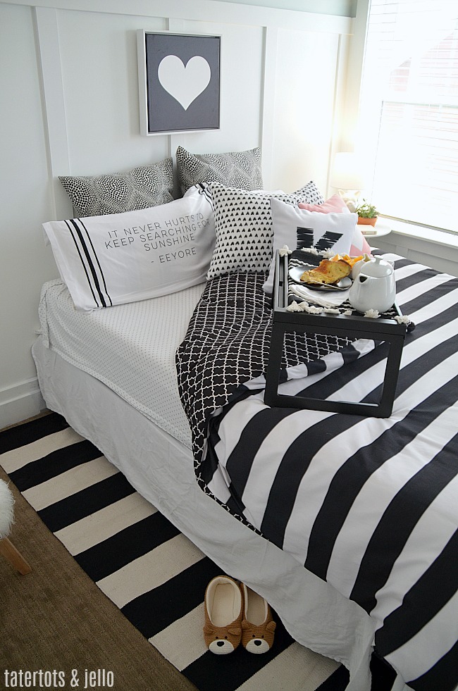 Black and White Kids Bedroom. Create a striking kids bedroom with black and white items using Shutterfly's home decor. Also free printable images make it easy to do!