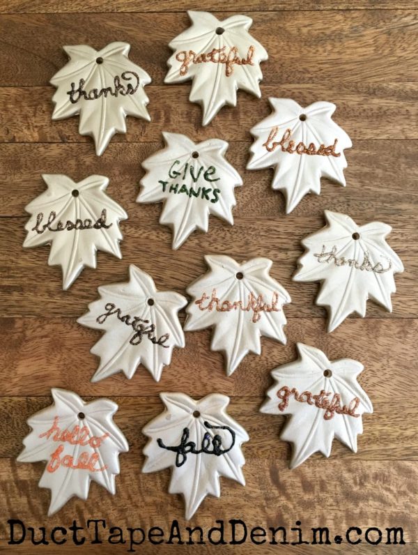 17 DIY Thanksgiving Projects!