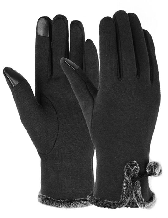 The perfect gloves to take on an Alaskan cruise. You can use them with your smartphone to take photos.