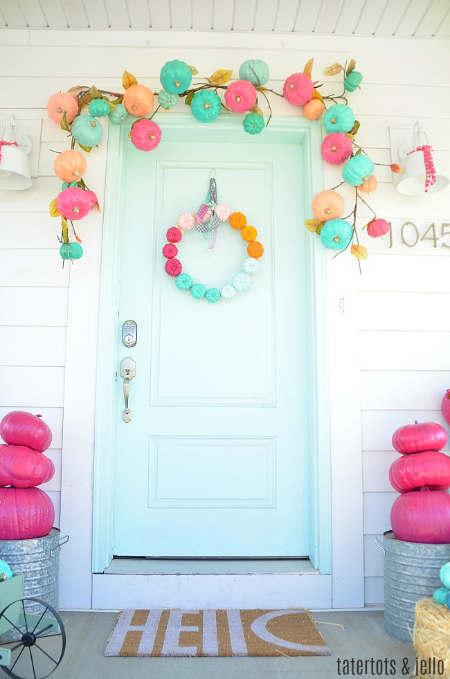 Colorful Fall Halloween Porch. So many ways to bring color into your home this fall. Colorful porch decorating ideas!