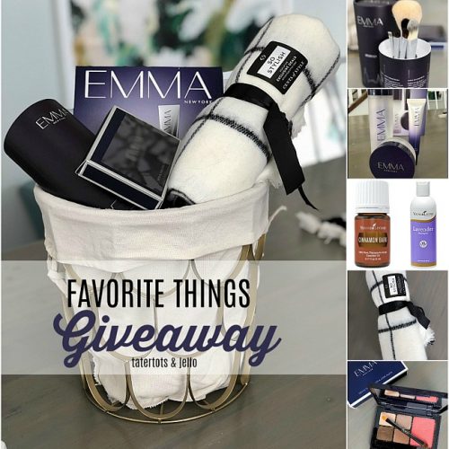 favorite things giveaway! My favorite day of the year - I share MY favorite things and YOU can win!