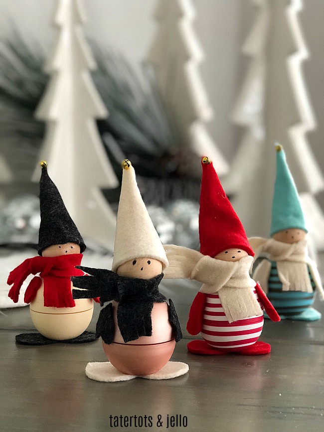 DIY Holiday Gnome Craft Kit Gift Idea. Give a craft night kit as a gift. Make Holiday Gnomes that are also eos lip balms! 