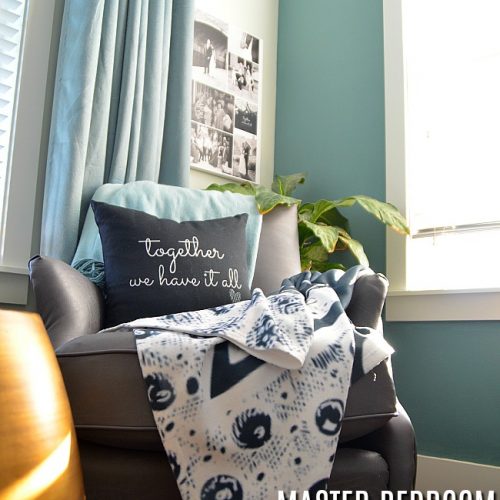 Master Bedroom Cozy Sitting Area and Free Printables. Print off these free printables and create pillows, art and a throw for your bedroom for fall and winter!