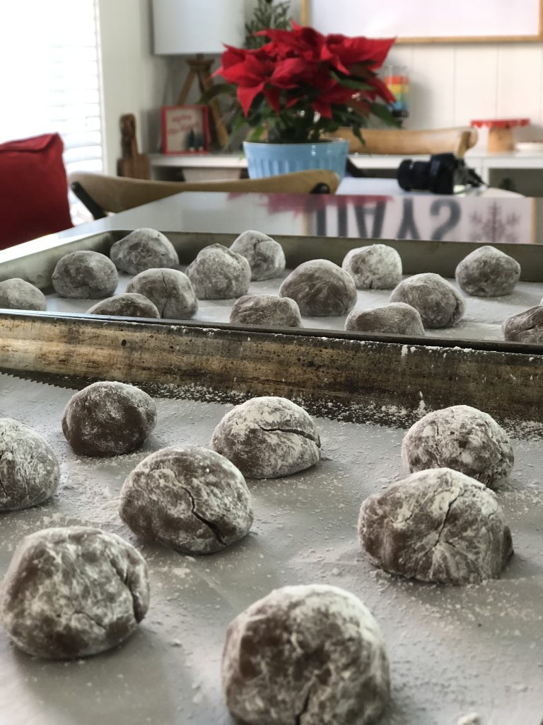 Chocolate Espresso Crinkle Cookies - an easy cookie to make with a complex flavor of chocolate and hint of espresso. 