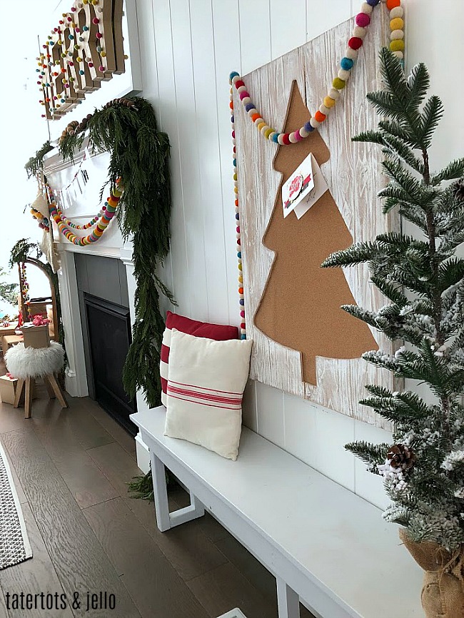 Merry pom pom holiday home tour - being color and whimsical ideas to your holiday home! 