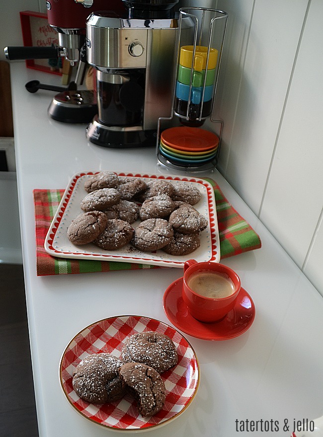 Chocolate Espresso Crinkle Cookies - an easy cookie to make with a complex flavor of chocolate and hint of espresso. 