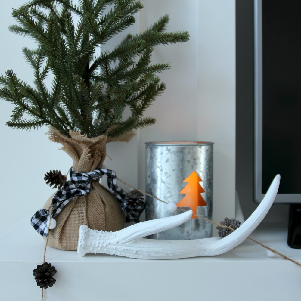 9 Winter White Decorating Ideas - beautiful ideas for your home! 