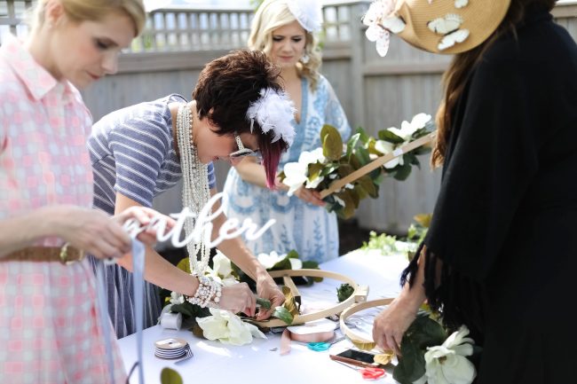 Make a DIY Magnolia Garden Wreath for Summer. All it takes is a few materials and in less than 15 minutes you will have a beautiful wreath to hang on your door or wall! 