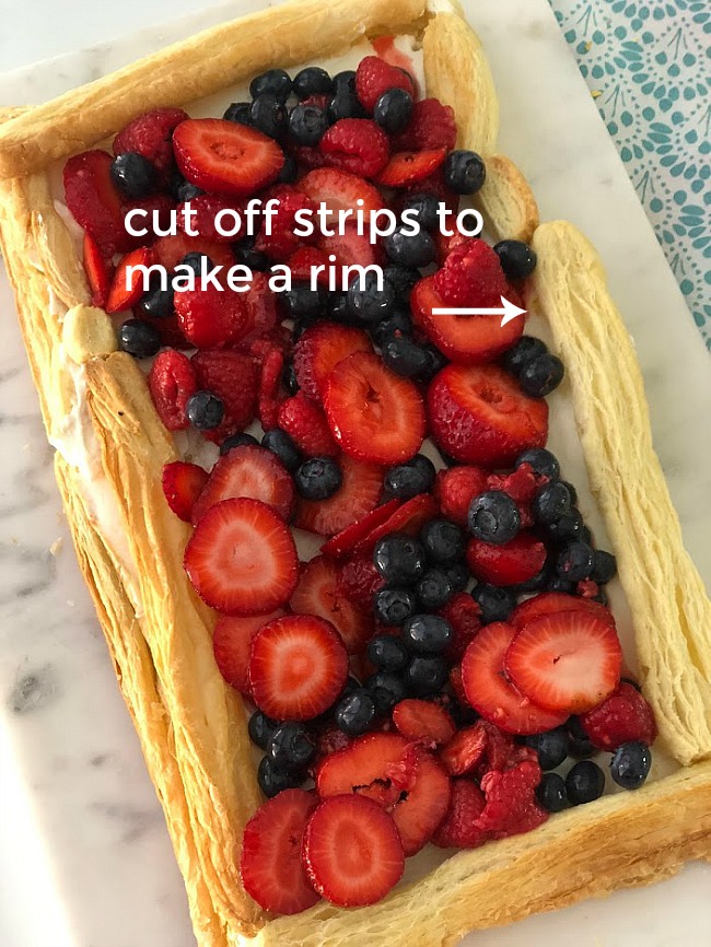 The easiest 15-minute cream cheese berry tart Looking for an easy dessert to whip together this Summer? Make a Berry Tart with puff pastry, fresh berries and a light and fluffy cheesecake filling. It's light, fresh and oh so good! 