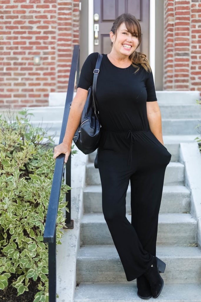 Grab the most versatile and comfortable jumpsuit for ANY occasion. Cents of Style has introduced an exclusive line of 5 everyday jumpsuits that will transform your life. 