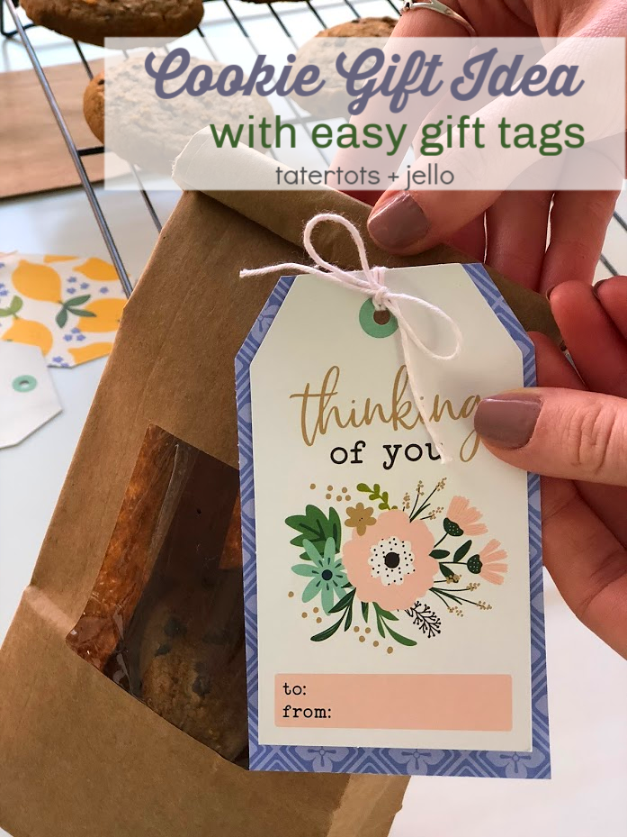 Cookie Gift Idea - great neighbor gift idea. Package up homemade cookies in a sweet paper bag and make a personalized gift tag. It's easy and a great gift idea for a neighbor, friend or a birthday gift! 