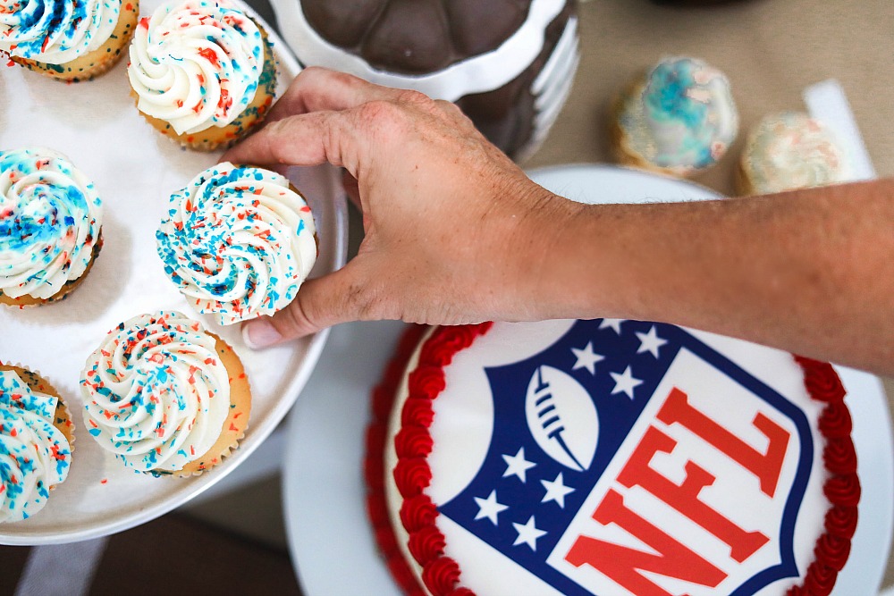 FIVE Ways to Throw an EPIC Football Party! Kick off the NFL season by throwing an EPIC football party. From the seating, to decorations and food, here are FIVE easy ways to throw an EPIC football party! 