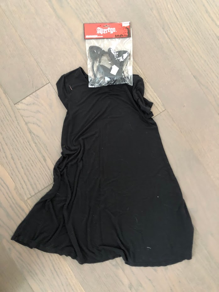 FIVE 5-Minute Simple Halloween Costumes with 1 Little Black Dress! Take a thrifted dress and add simple accessories from Savers Thrift to create easy Halloween costumes this year! 