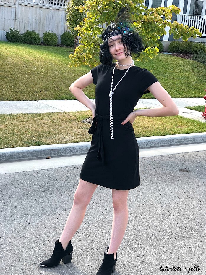 Diy black best sale dress halloween costume