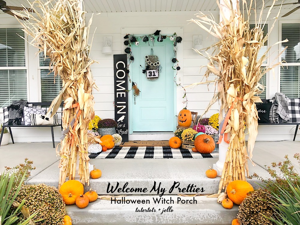 Welcome My Pretties Witch Halloween Porch. How to create a themed Halloween porch for your home with DIY projects! 