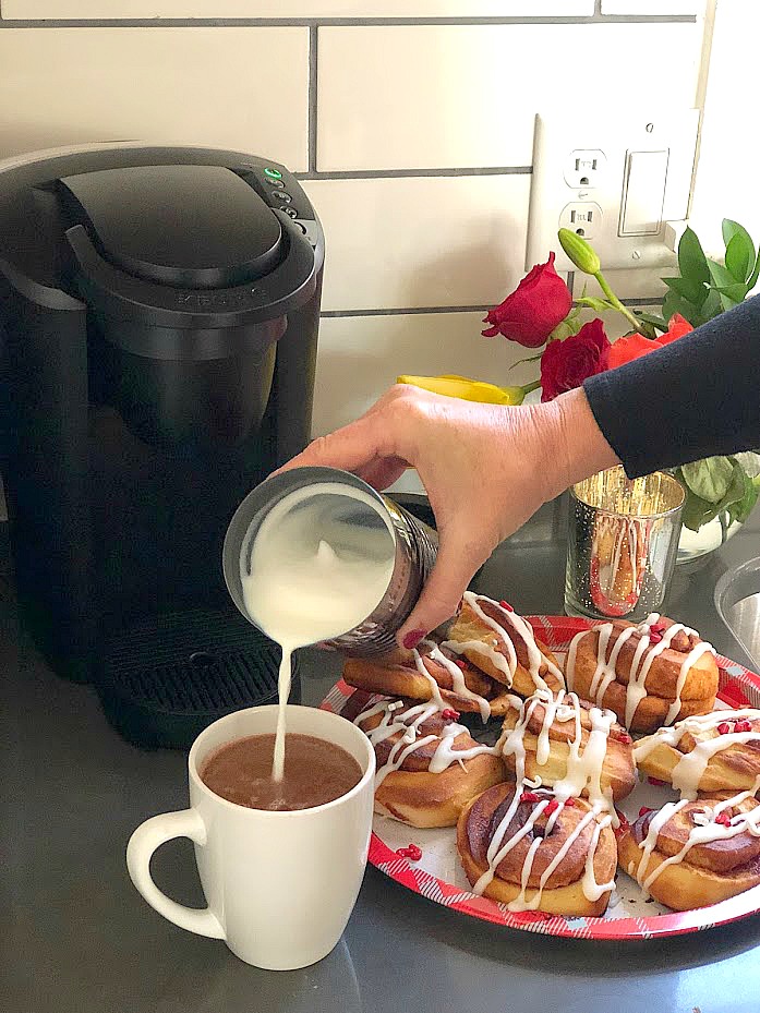 The Ultimate Weekend Brunch Gift Guide. Connect with family and friends with food! Get together and bake up a batch of soft and gooey cinnamon rolls and sit down with a frothy latte or whipped hot cocoa. This gift guide feature everything you need to create a brunch for a special occasion as well as brunch you can whip up every weekend! #sponsored #WalmartTopGifts #giftguide #giftsforthecook #holidaygiftguide