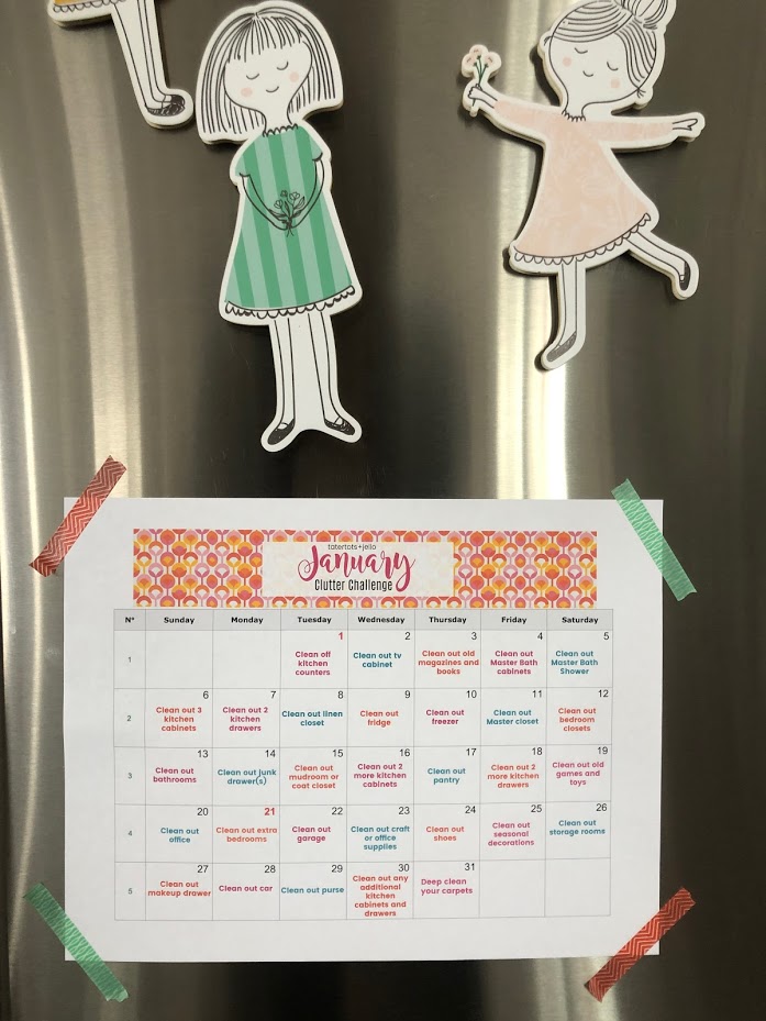 January Clutter Challenge - de-clutter your whole home in just a few minutes a day! Get on track for the new year with this easy de-clutter calendar. In just a few minutes a day you can have a de-cluttered home in a month! 