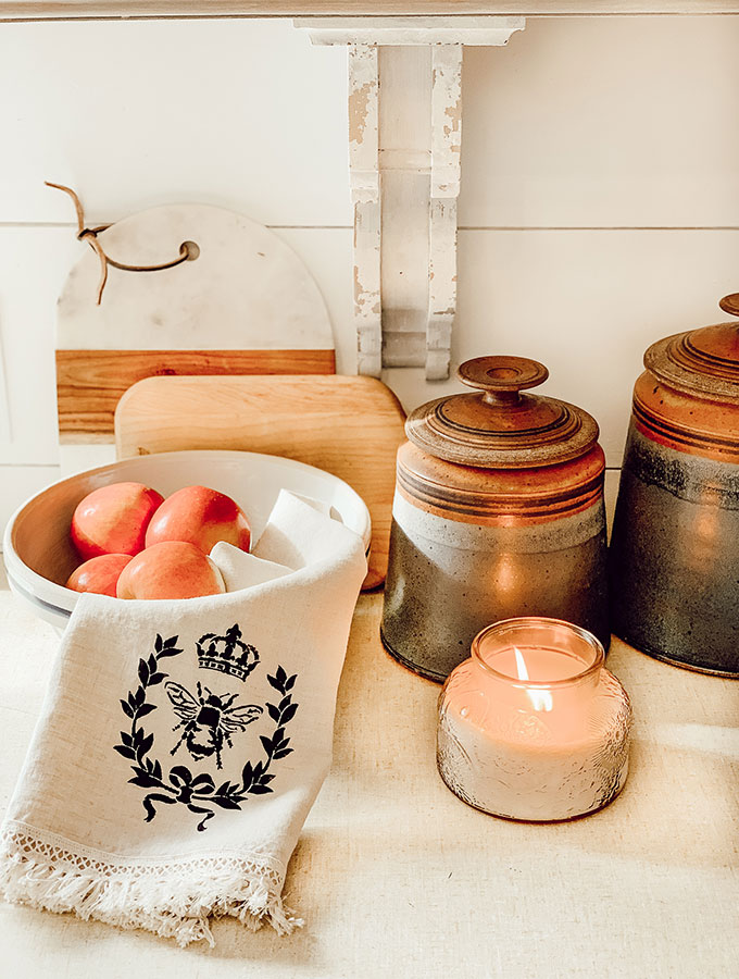 how to stencil a tea towel with chalk paint 