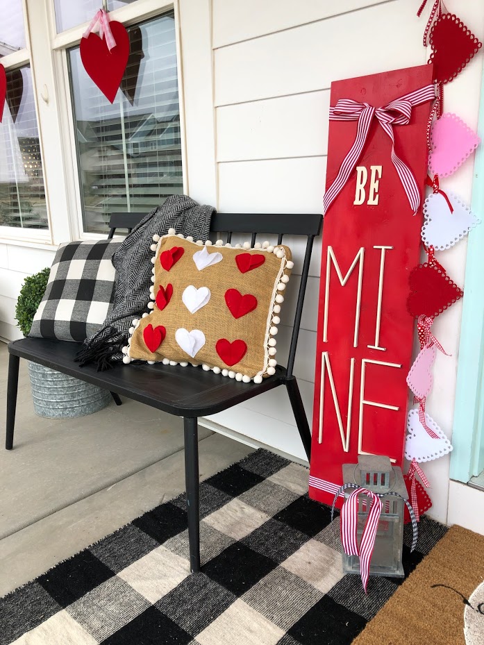 6 Ways to Create a Colorful Be Mine Valentine's Day Porch! Easy and inexpensive ways to create a bright and colorful Valentine's Day front door!