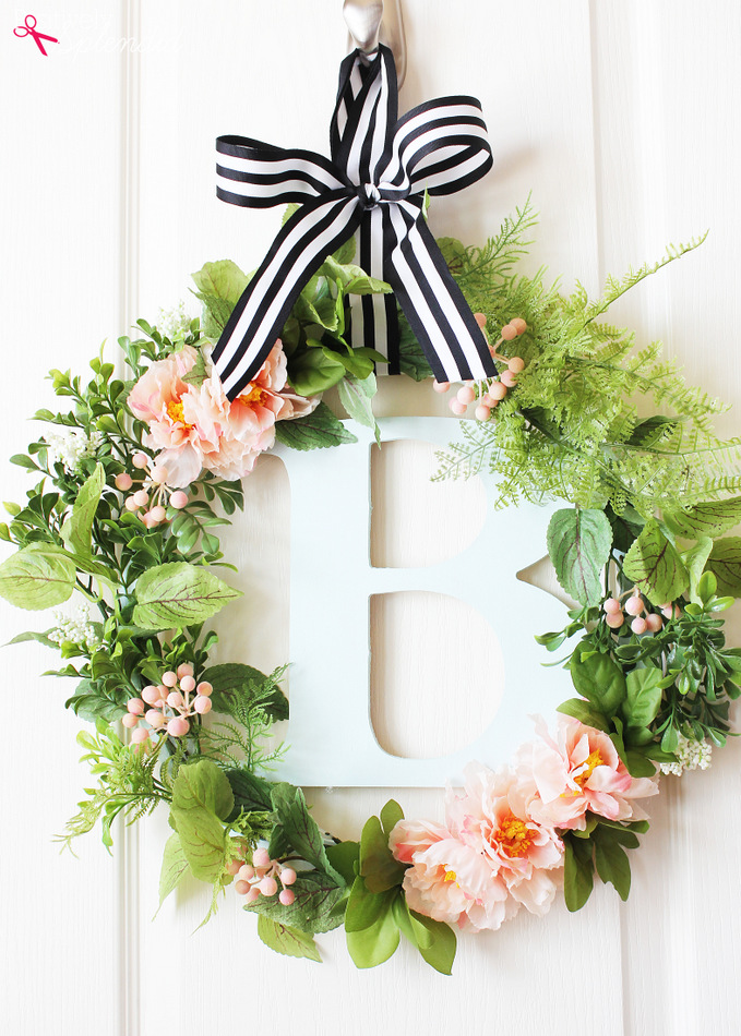 Botanical spring wreath 