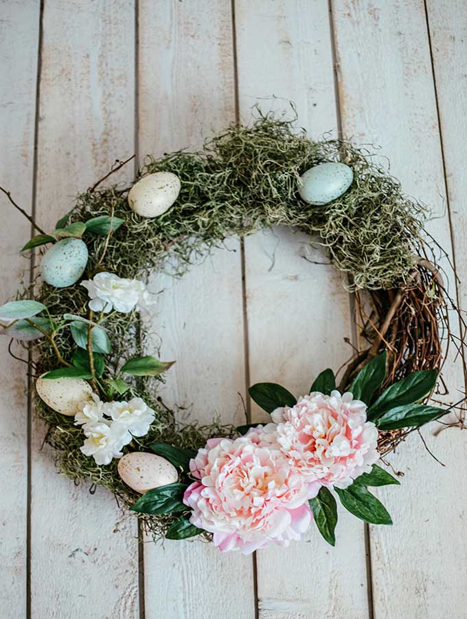 how to make an easter egg wreath
