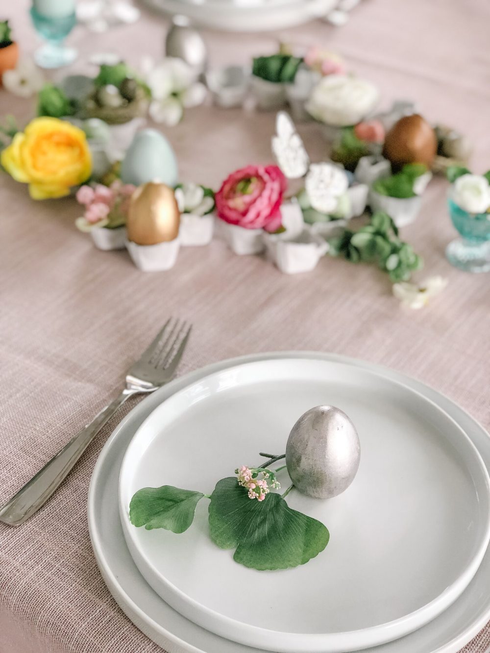 Egg Carton Spring Succulent and Flower Wreath Centerpiece. Don't throw your old egg cartons out, upcycle them into a beautiful Spring wreath centerpiece!