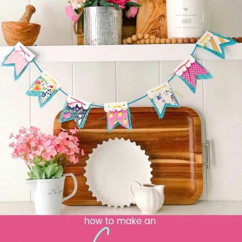 Scallop Paper and Burlap Banner with Free Templates! Create a simple paper and fabric banner for any occasion - parties, birthdays, home decor!