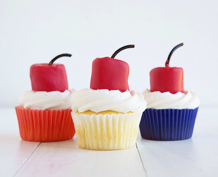 TNT Cupcakes That Will Blow Your Mind @ The Inspired Home