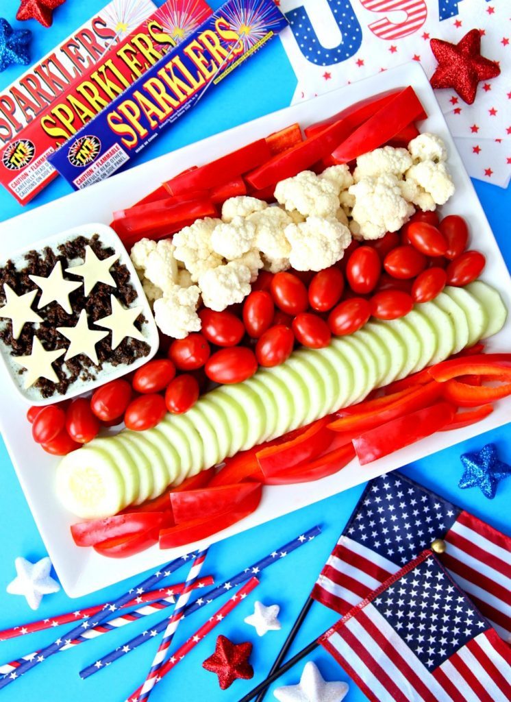 The 12 BEST Patriotic Flag Fruit and Veggie Platters. Create a healthier snack tray for Memorial Day or the Fourth of July with these fruit and veggie tray ideas! 