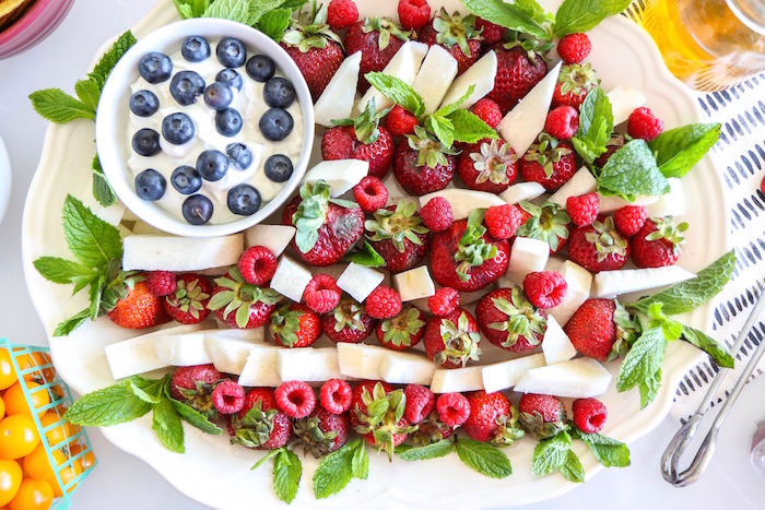 The 12 BEST Patriotic Flag Fruit and Veggie Platters. Create a healthier snack tray for Memorial Day or the Fourth of July with these fruit and veggie tray ideas! 