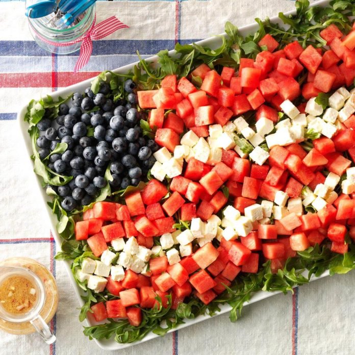 The 12 BEST Patriotic Flag Fruit and Veggie Platters. Create a healthier snack tray for Memorial Day or the Fourth of July with these fruit and veggie tray ideas! 