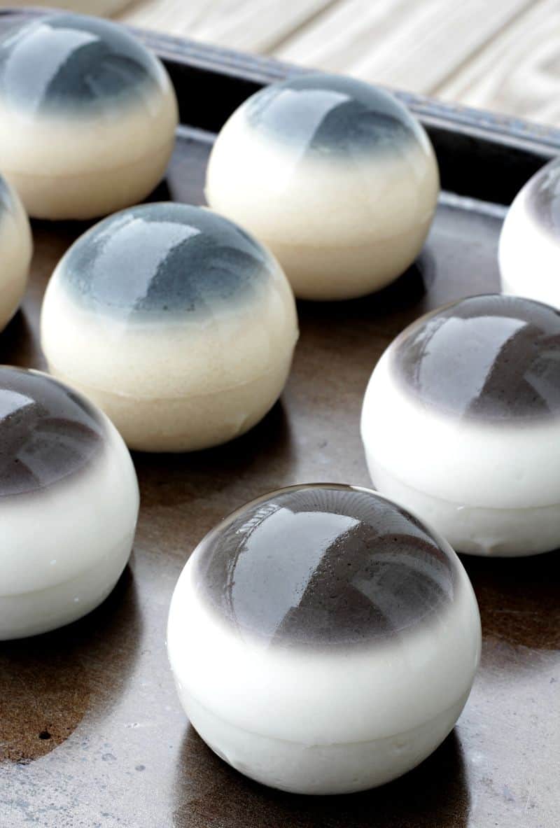 Halloween Giant Edible Cow Eyeball Recipe @ Squirrels of a Feather