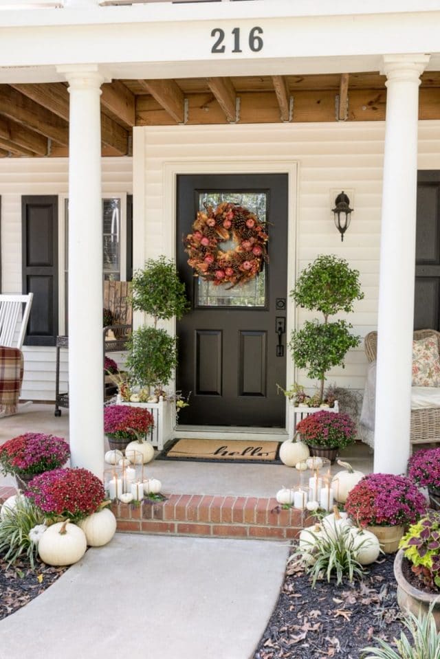 15 Bright and Colorful Fall Porch Ideas to try this Autumn!