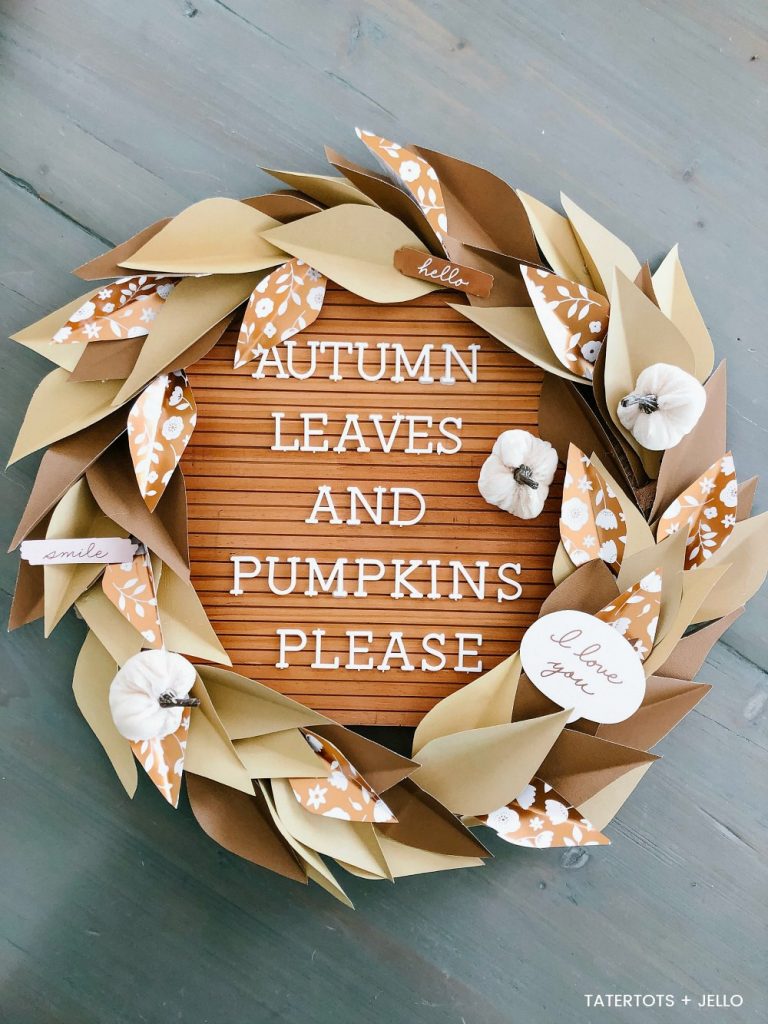 How to Make an Autumn Paper Leaf Wreath! Turn paper into a gorgeous paper leaf wreath that you can use by itself or pair it with a letter board for a beautiful Autumn centerpiece! ﻿